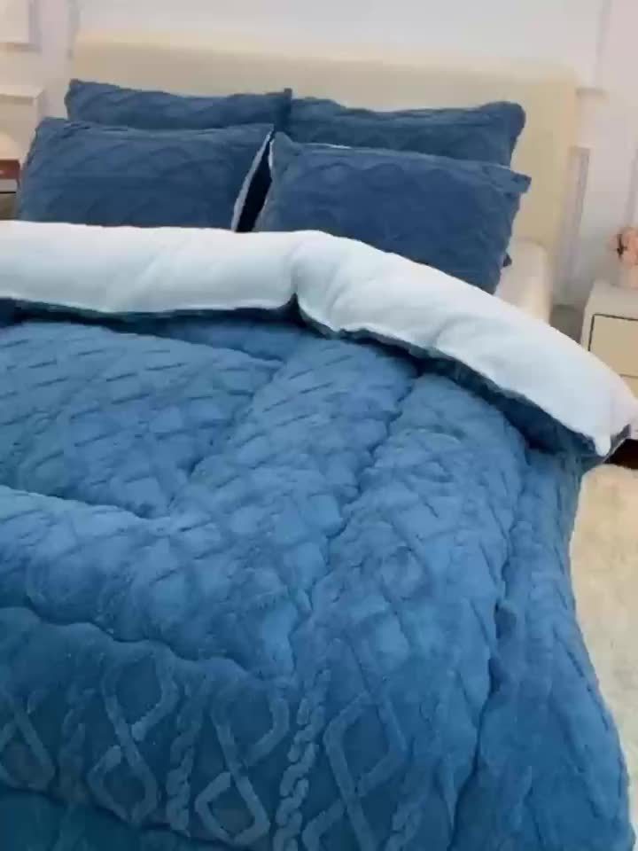 Luxurious Taffeta Comforter – Soft, Thick & Warm All-Season Bedding, Machine Washable Comforter for Bedroom, Guest Room & Hotel Use